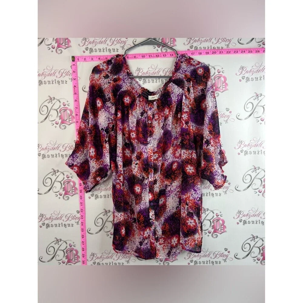 Laura blouse floral flowers Purple & Red Floral Button-Front Women's Blouse